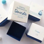 Scatolina blu con tema mare e barchetta